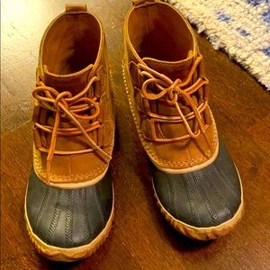 Sorel rain boots. Size 7.5